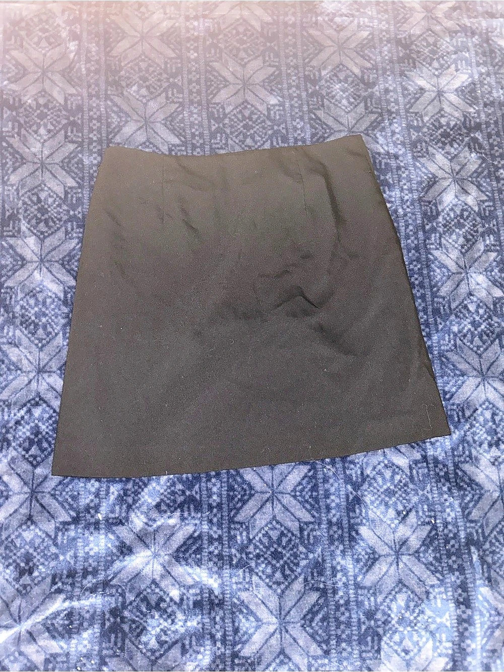 LOFT Women's Mini Skirt in Black Size 4 Like New